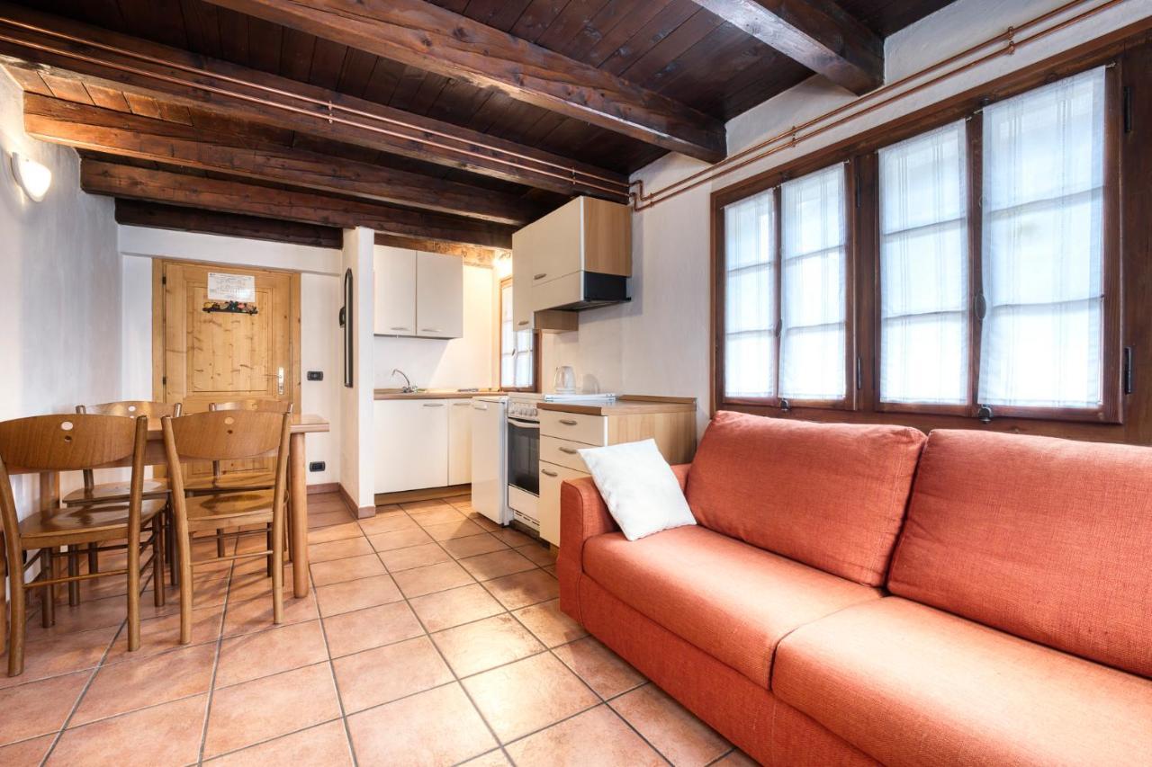 Incanto Walser Apartments Ronco Macugnaga Exterior foto